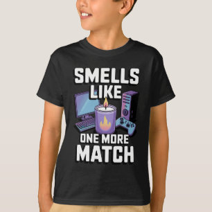 Luktar som en match till PC Gamer-gåva-ljus T Shirt