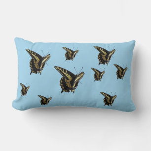Lumbar Pillow - Svetsfjärilar på Blue Lumbarkudde