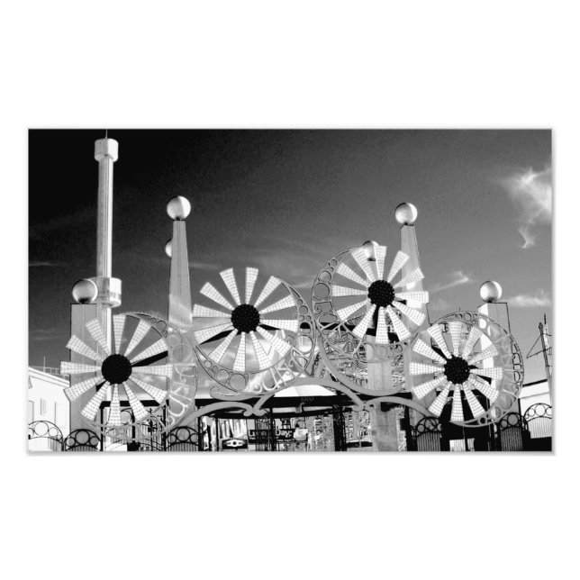 'Luna Park Entrance' Fotografiskt tryck (Framsidan)