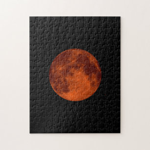 Lunar eclipse Blod måne röd på svart bakgrund Pussel