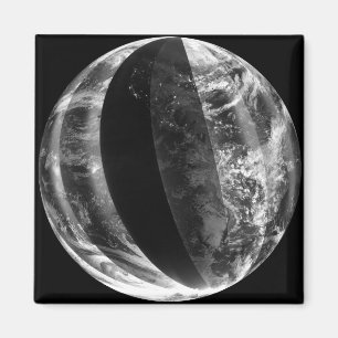 Lunar förmörkelse magnet