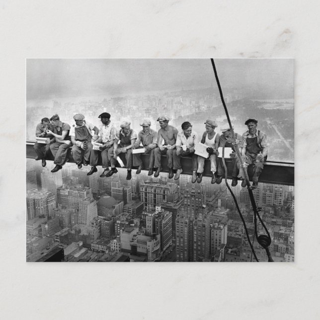 Lunch atop a Skyscraper - New York - 1932 Vykort (Framsida)