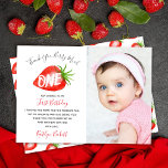 Lunghondel Strawberry 1:a födelsedag Foto Tack Kort<br><div class="desc">Säg tack i stil med trendiget 1:a födelsedagsfototack. Bilden och formuleringen i mallen är lätta att anpassa och din familj och dina vänner blir glada när de får dessa fantastiska tack.</div>