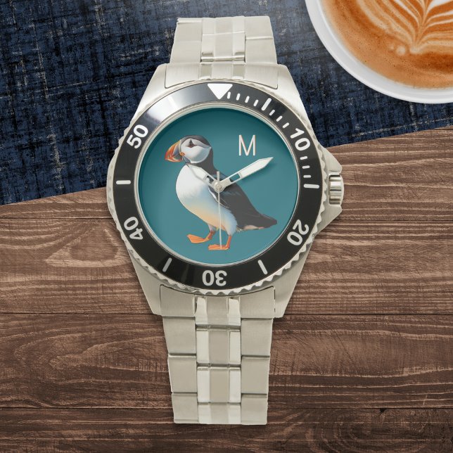 Lunnefågel Kust Vilda Djur Sjö Fågel Monogram Armbandsur (A stylish monogrammed watch with Atlantic puffin picture on an ocean blue background)