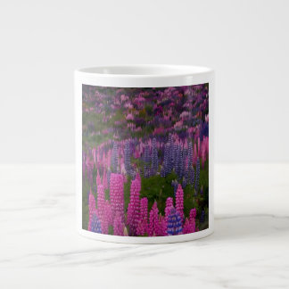 Lupinblomsfälts Natur Estetiskt Tryck på Dema Jumbo Mugg