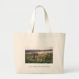 "Lupines, Vinalhaven, Maine, 1996 ", Jumbo Tygkasse