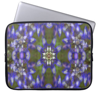 Lupins andetag.... laptop sleeve