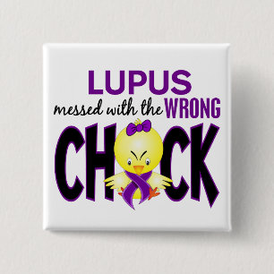 Lupus röra med den fla chicken knapp
