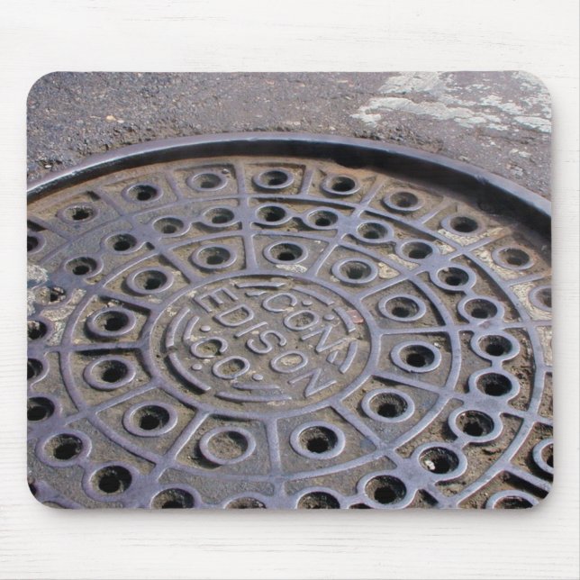 Lura Edison täcker NYC Musmatta (Framsidan)