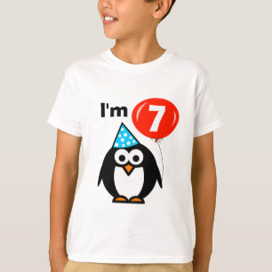 Lurar 7:efödelsedagskjortan med den gulliga tee shirt