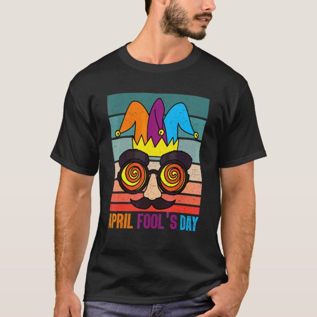 Luraser för den populära aprildagen t shirt (Framsida)