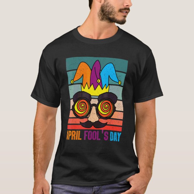 Luraser för den populära aprildagen t shirt (Framsida)