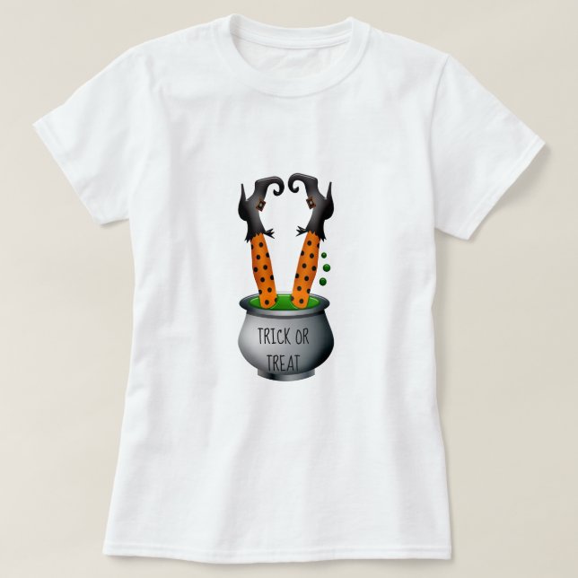 Lusande häxa i cauldron Halloween-tema T Shirt (Design framsida)