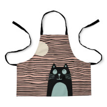 Lusande katt tittar vid måne