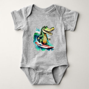 Lusande krokodilsurfning t shirt