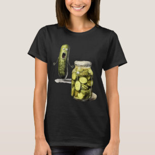 Lusen grillar en gurka och en Burk i en latin T Shirt
