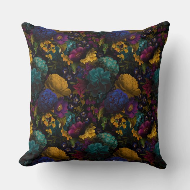 Lush baroque antique-blommor på svart kudde (Framsida)