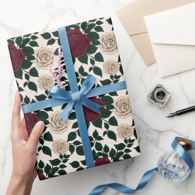 Lush Red And Burgundy Roses With Dark Green Leaves Presentpapper (Gifting)