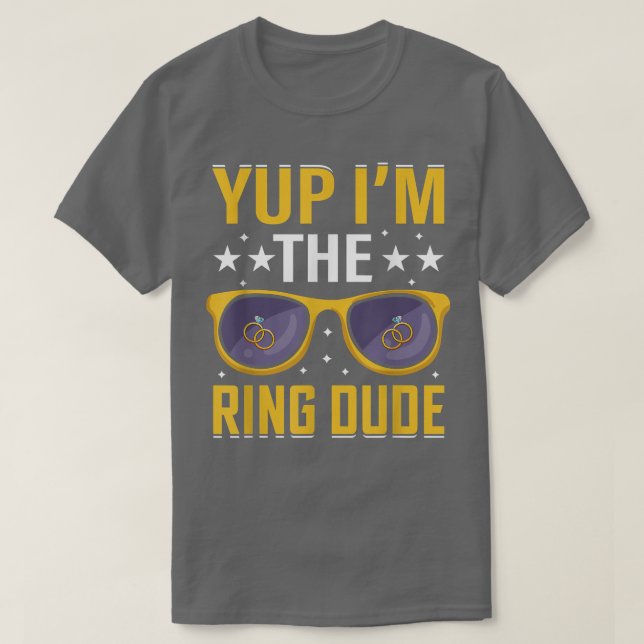 Lusnyare Yup Im Ring-killen Bröllop Bearer Gifterm T Shirt (Design framsida)
