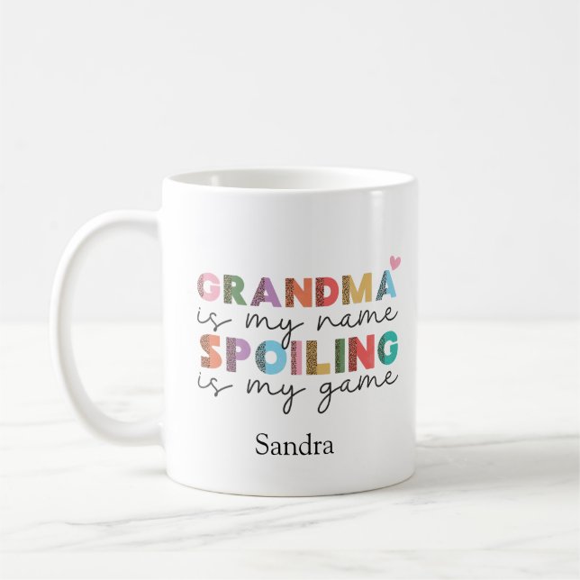 Lusnyfärgad mormor är min Namn-kaffe Mugg (Vänster)