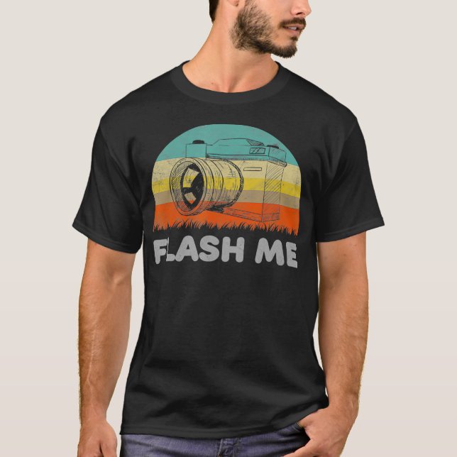 Lusnygg Flash Me med en kamera T Shirt (Framsida)