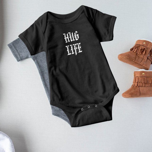 Lusnyj Hug Life Urban Gothic Typography T Shirt (Skapare uppladdad)