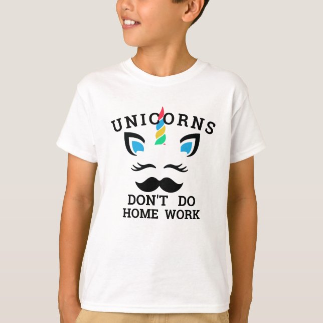 Lusnyj Unicorn T-Shirt - "Jag gör inte läxor" Tee (Framsida)