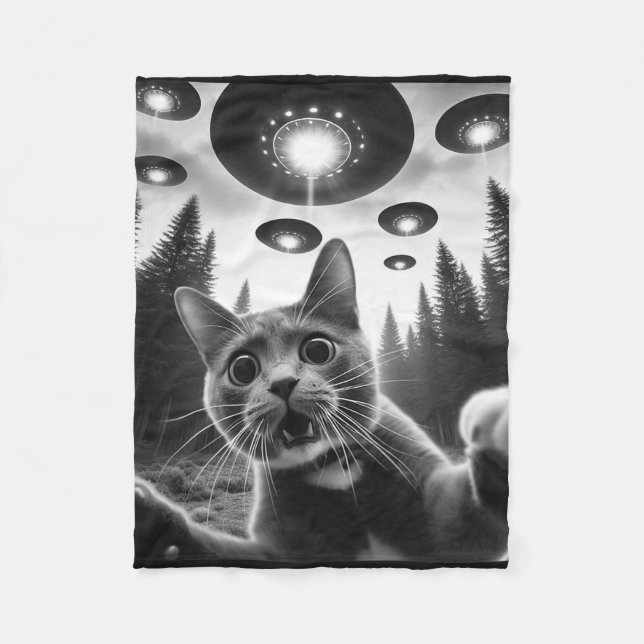 Lusnykatt selfie med Ufos Alien Cat Selfie Manar W Fleecefilt (Framsidan)