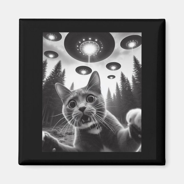 Lusnykatt selfie med Ufos Alien Cat Selfie Manar W Magnet (Framsidan)