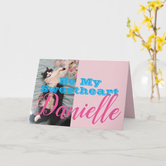 Lusnyt Tuxedo Cat be mitt lilla Womans Namn-kort Kort (Gul blomma)