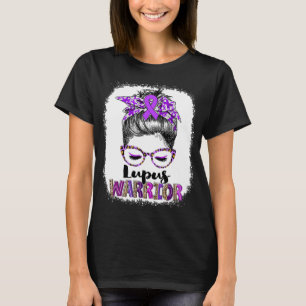 Luspa krigare med slarvig bun t shirt