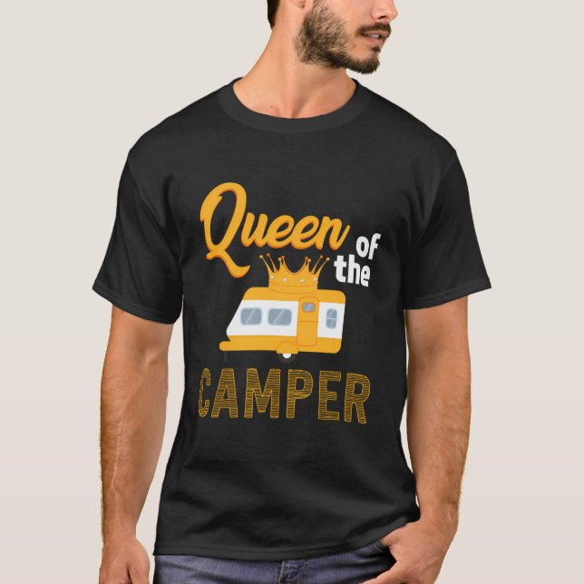 Lustig drottning av Camper Camping Saker-gåvan för T Shirt (Framsida)