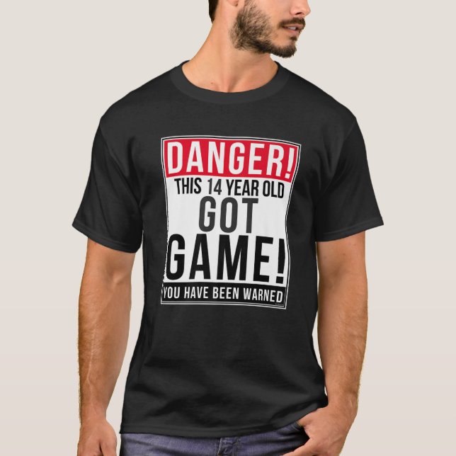 Lustigt 14:e födelsedagspresent Game Gift 14-årsju T Shirt (Framsida)
