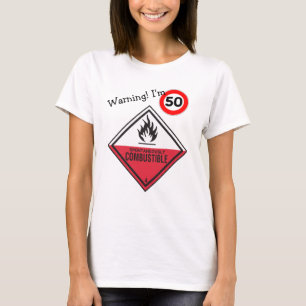 Lustigt 50:e födelsedag Hennes Menopaus Hett Vålde T Shirt