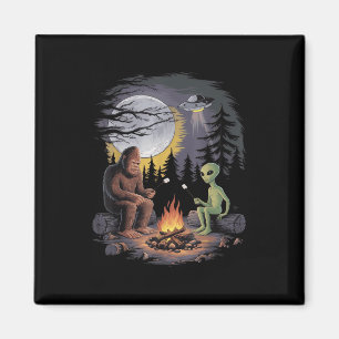 Lustigt Alien och Bigfoot, som höjer Måne Sasquatc Magnet