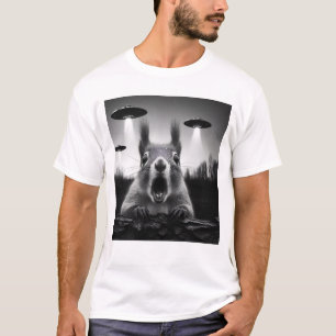 Lustigt Alien Squirrel UFO Racoon Selfie med UFO T Shirt