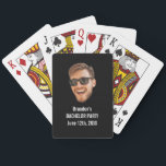 Lustigt Anpassningsbar Ansikte klipper ut Photo Ba Casinokort<br><div class="desc">Lustigt ansikte-utskärningskort för bachelor Party-pokerkort för marskalkarna i anpassningsbar. Personlig är bra med ett foto av den kommande trippen. Om du vill göra bildbakgrunden genomskinlig klickar du för att redigera designen och användan "Ta bort bakgrunden" verktyg eller redigerar den på en designapp och överför en genomskinlig växlingsfil.</div>