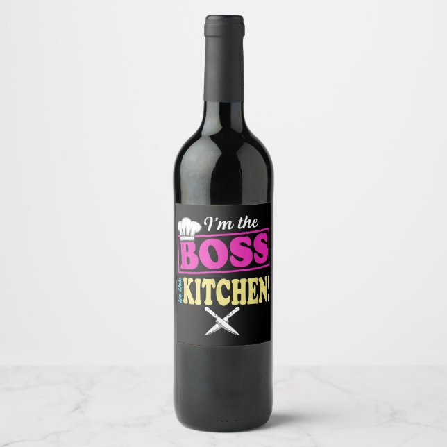 Lustigt är Chef i den här kökens T-shirt-kokning Vinflaska Etikett (Framsida)