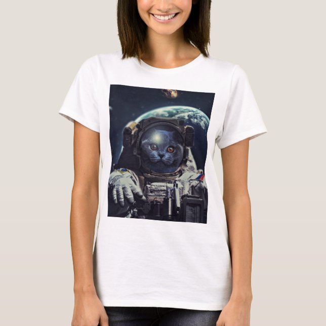 Lustigt Astronaut Shorthair Cat in Space T Shirt (Framsida)