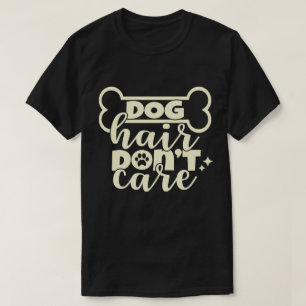 Lustigt att hund hår inte bryr sig om svart t shirt