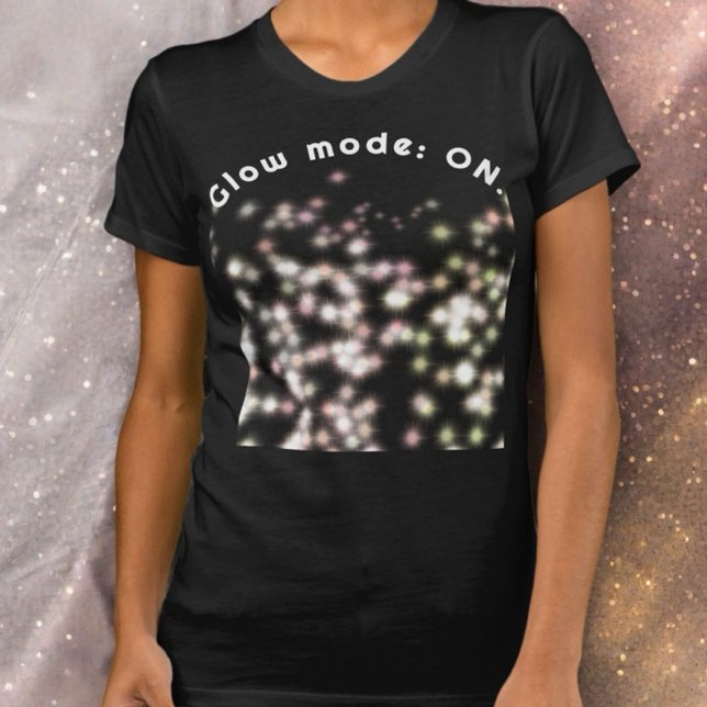 Lustigt att säga inspirerande glöd glitter coola t shirt (Skapare uppladdad)