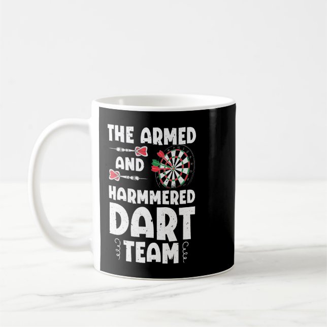 Lustigt beväpnat och Hammered Dart-team - offertsp Kaffemugg (Vänster)