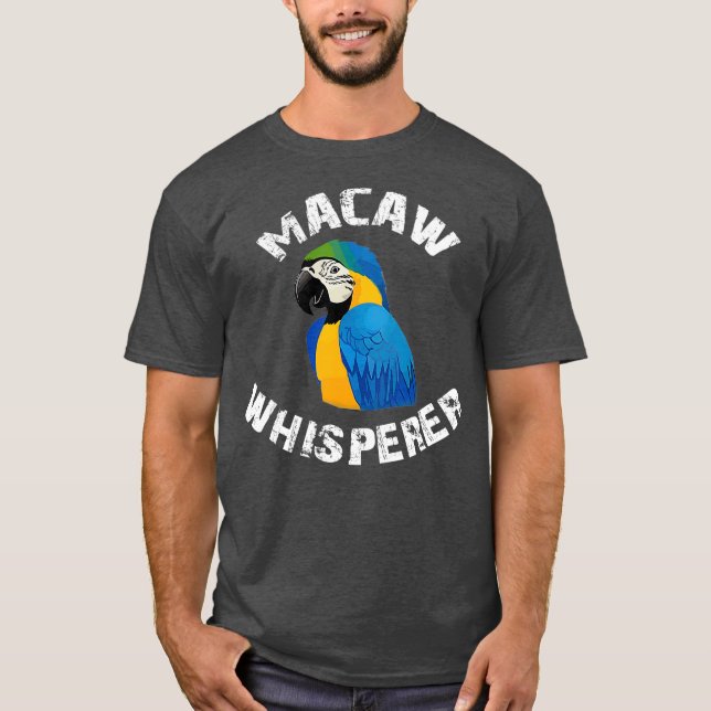 Lustigt Blue och Guld Macaw Whisperer Parrot Bird T Shirt (Framsida)