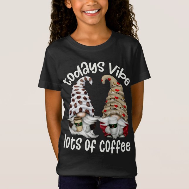 Lustigt Cafeteria lots cafee Gnomes T Shirt (Framsida)