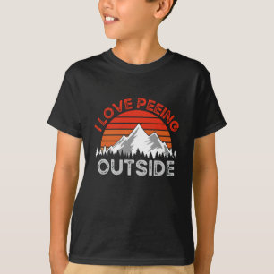 Lustigt Camping, jag Kärlek Peeing utanför. T Shirt