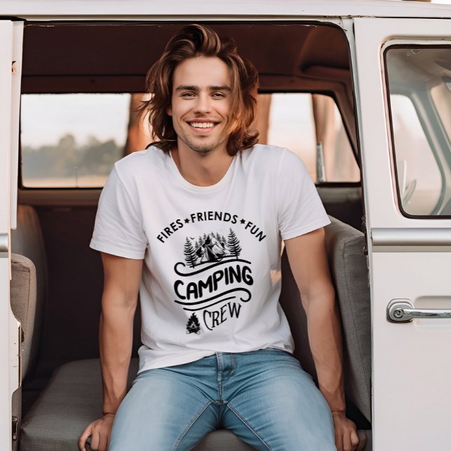 Lustigt campingbesättningens slogan kameravänner t shirt (Skapare uppladdad)