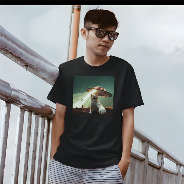 Lustigt Cat Abduction: Ta mig till ditt strö T Shirt (Funny Cat Meme T-Shirt )