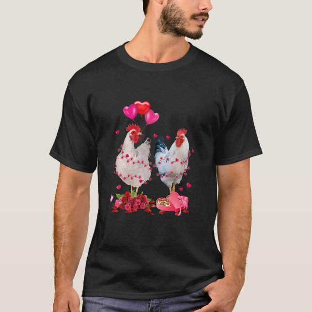 Lustigt Chicken Valentines day Heart Chicken par T Shirt (Framsida)