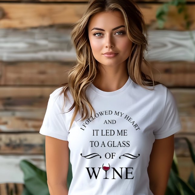 Lustigt citattecken berömd vin-dricksslogan t shirt (Skapare uppladdad)