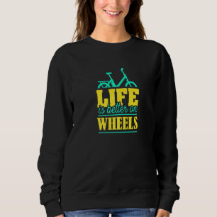 Lustigt cykliskt citat Bicycle Life är bättre där T Shirt